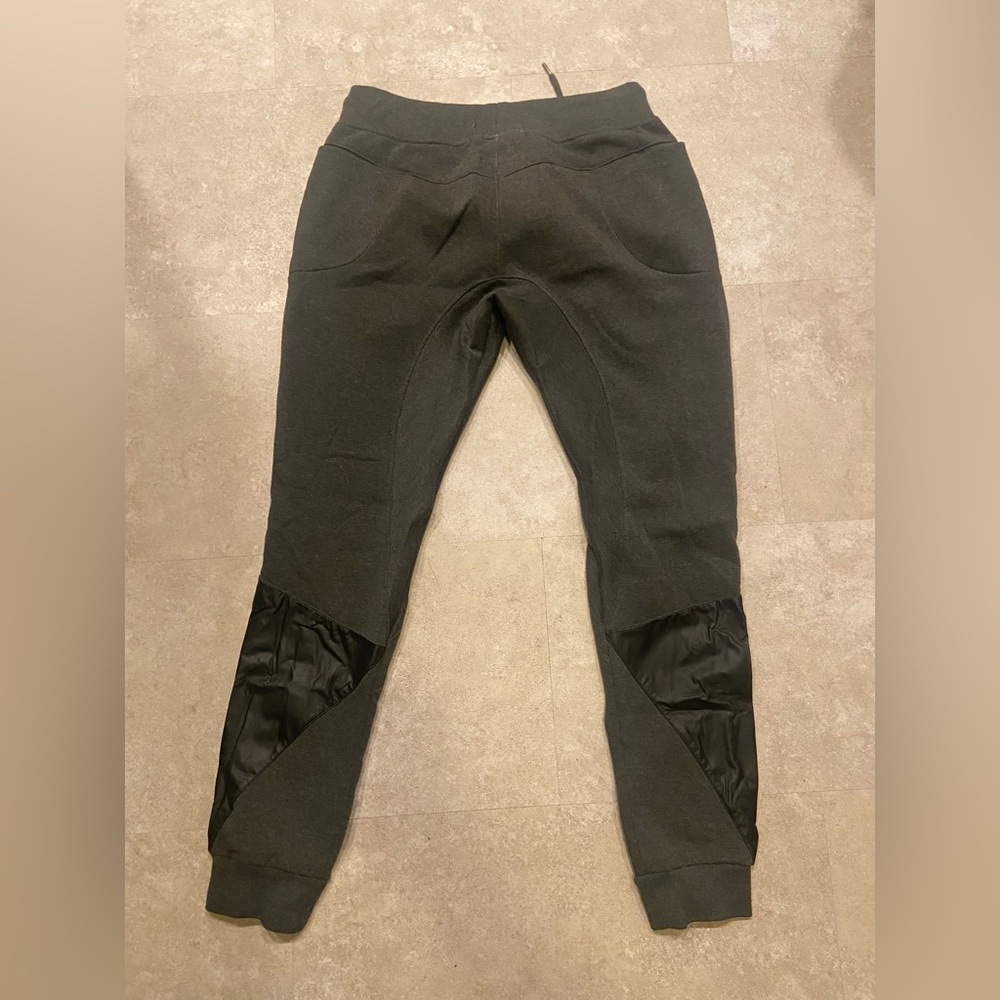 Men’s joggers